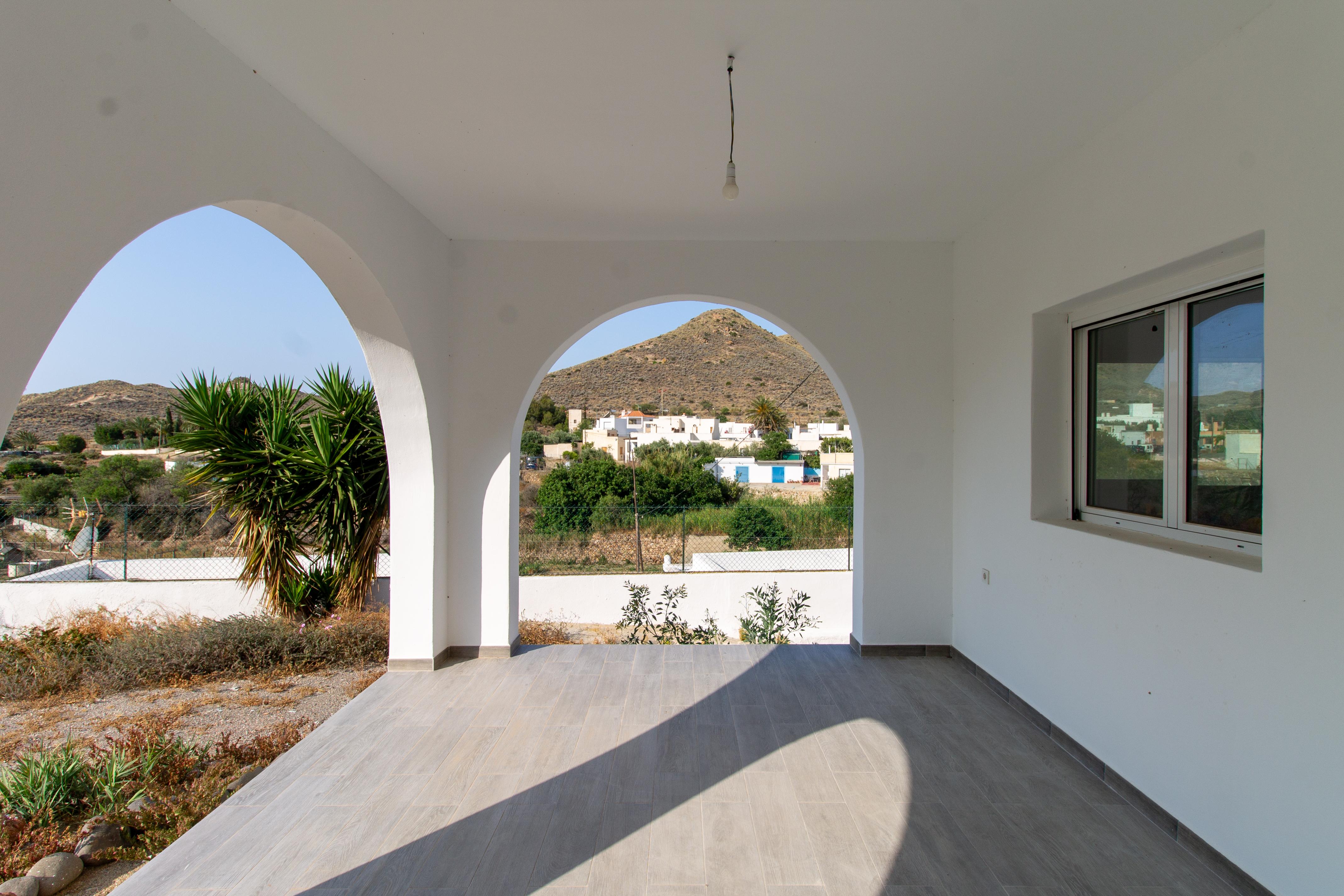 Varias casas y una de Planta Baja
