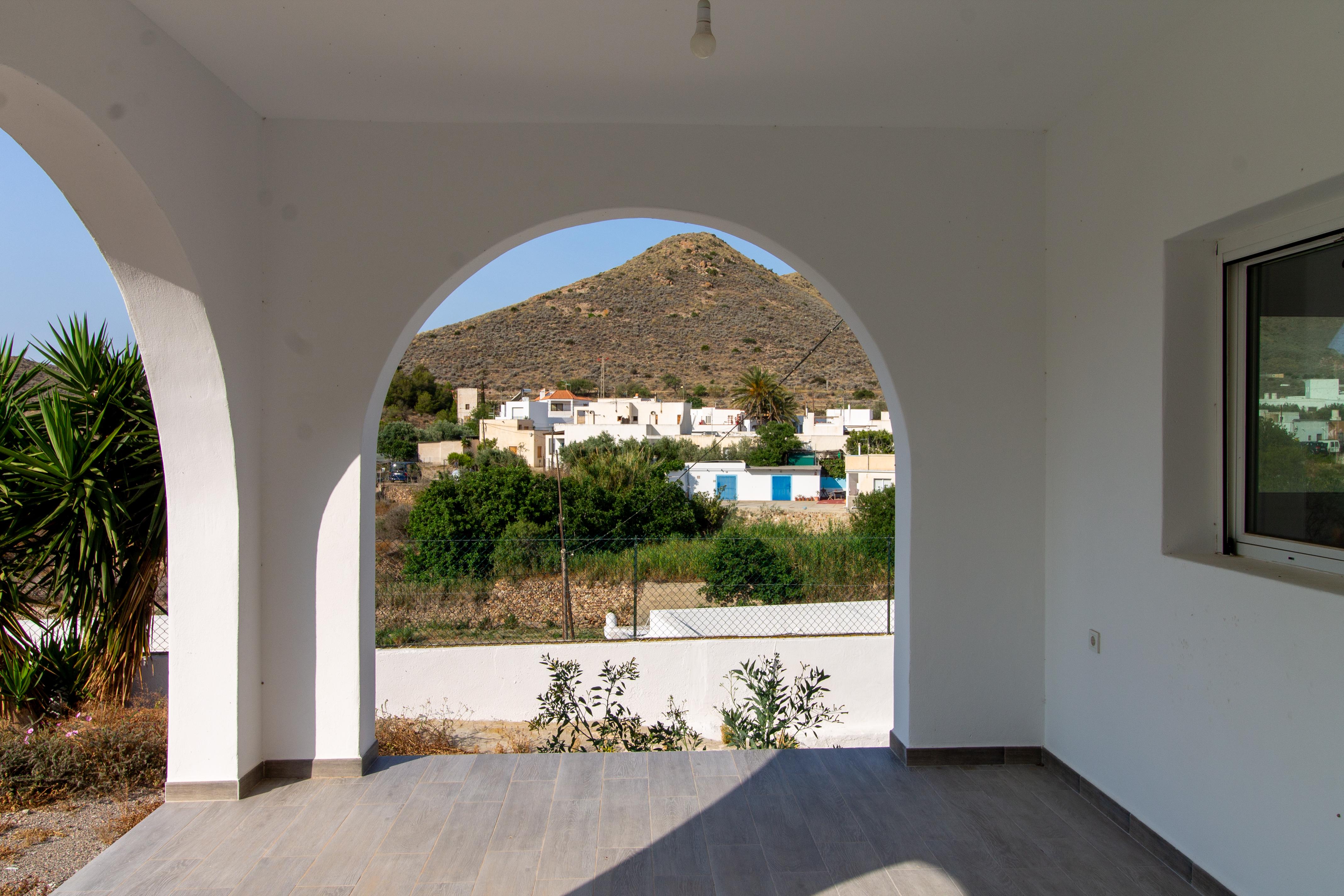 Varias casas y una de Planta Baja