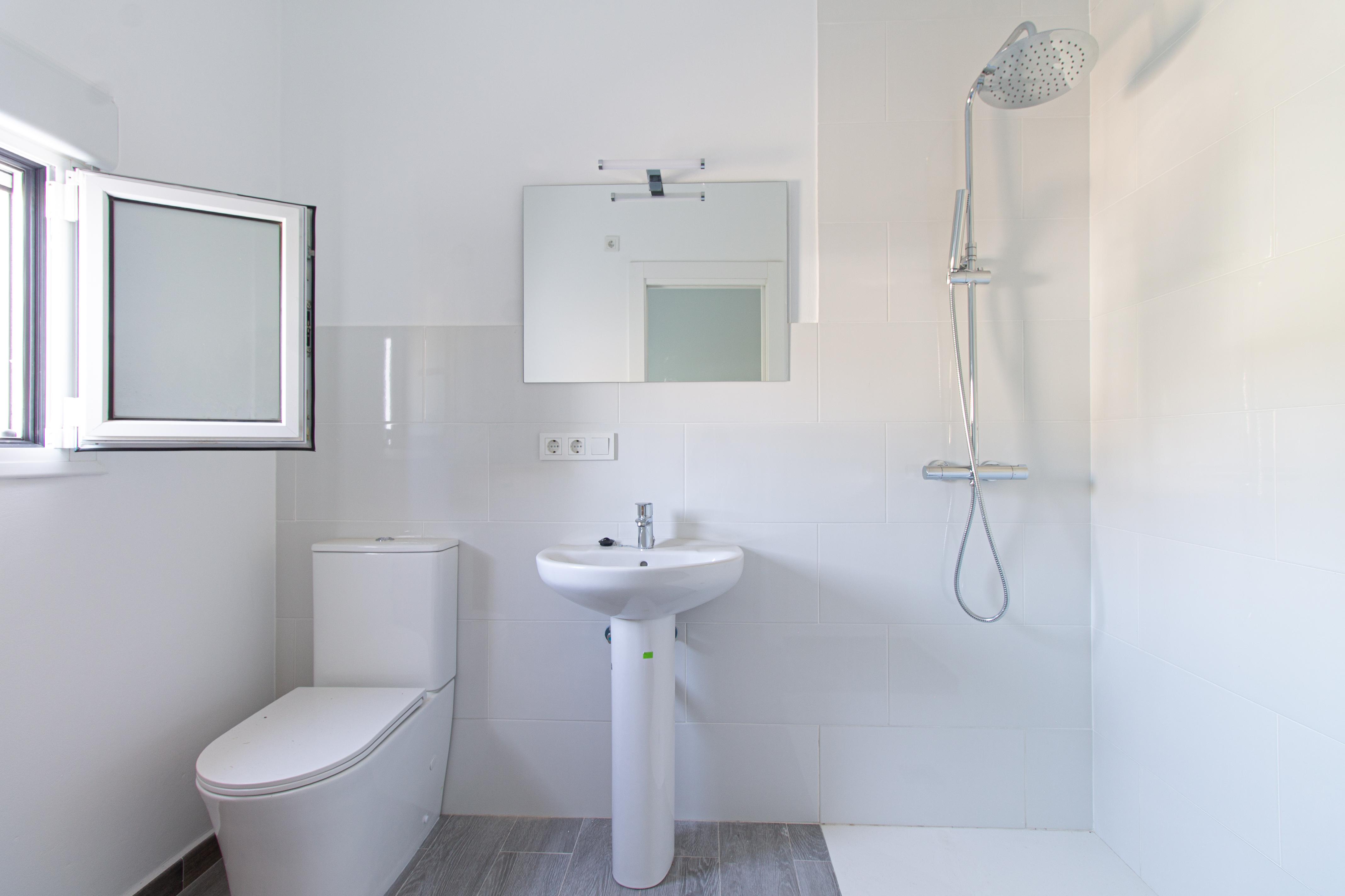 Varias casas y una de Planta Baja