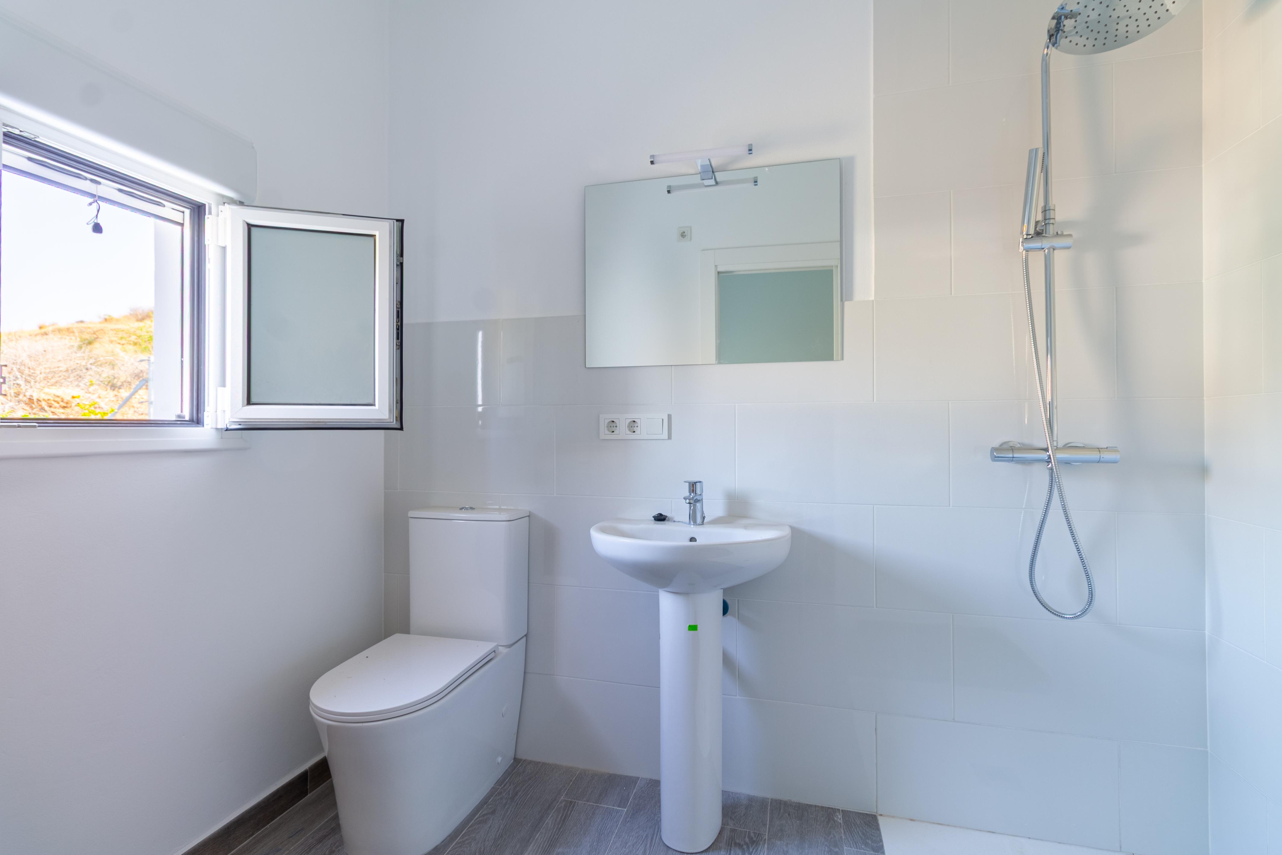 Varias casas y una de Planta Baja