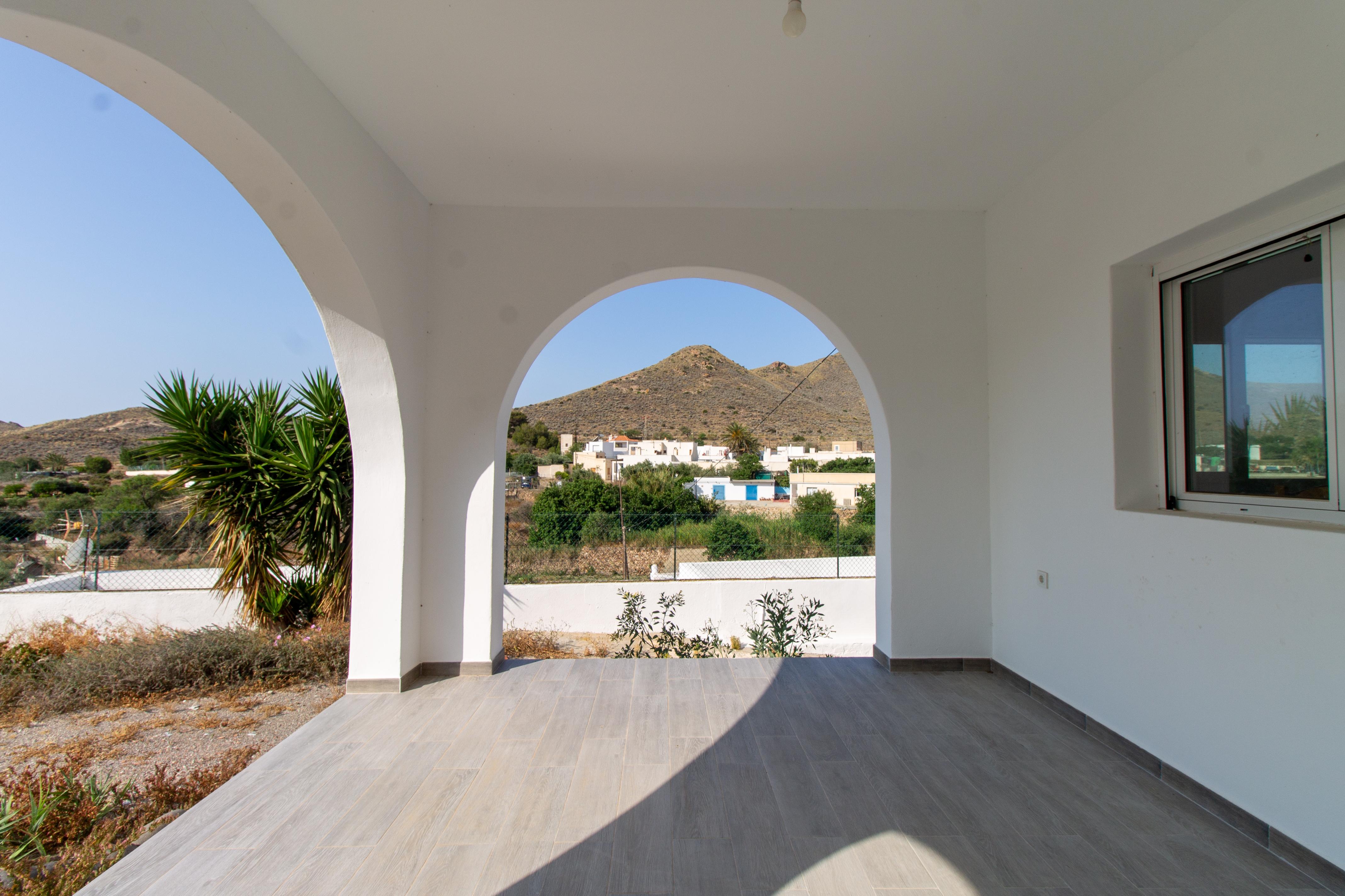 Varias casas y una de Planta Baja