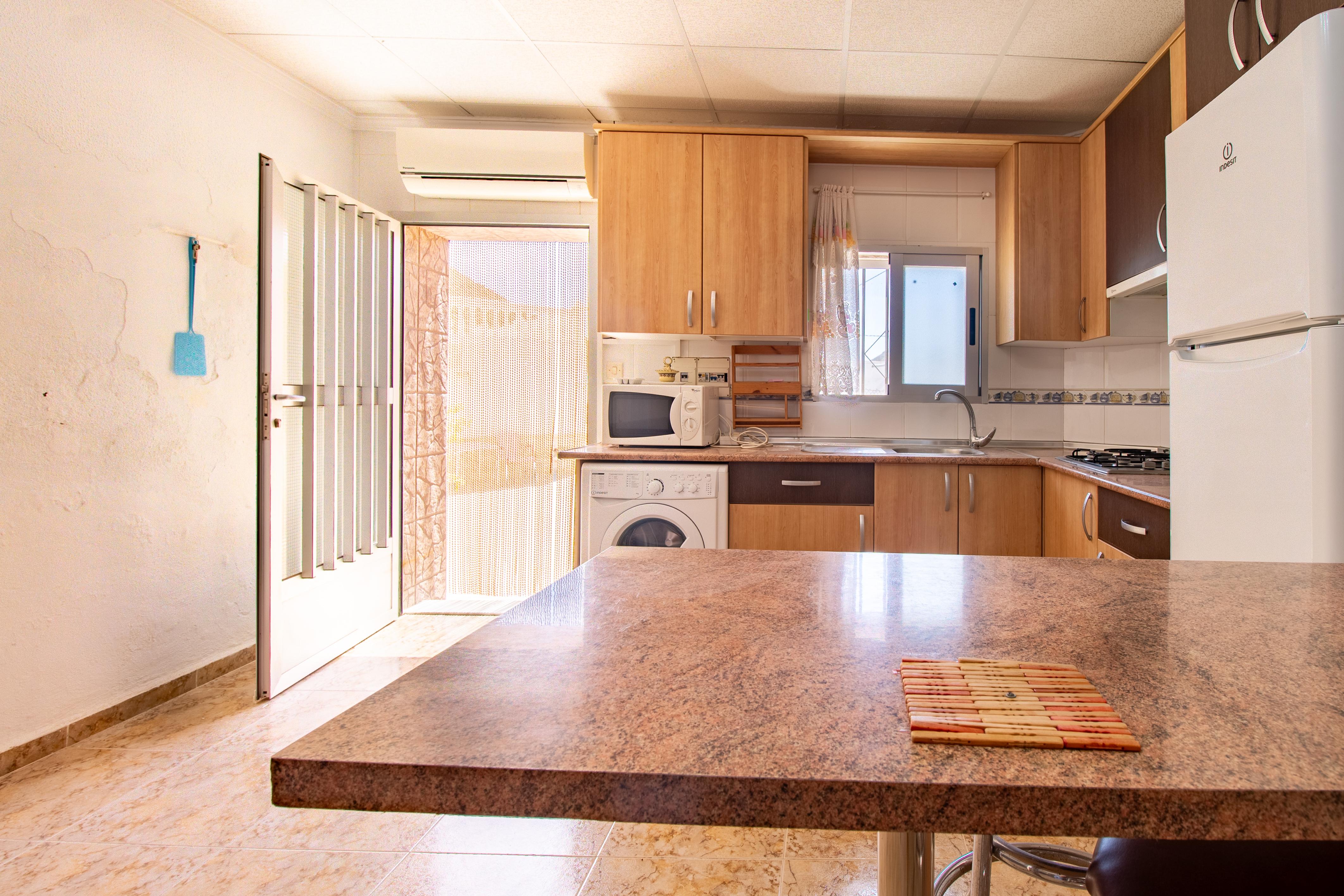 Dos casas en dos plantas y un estudio