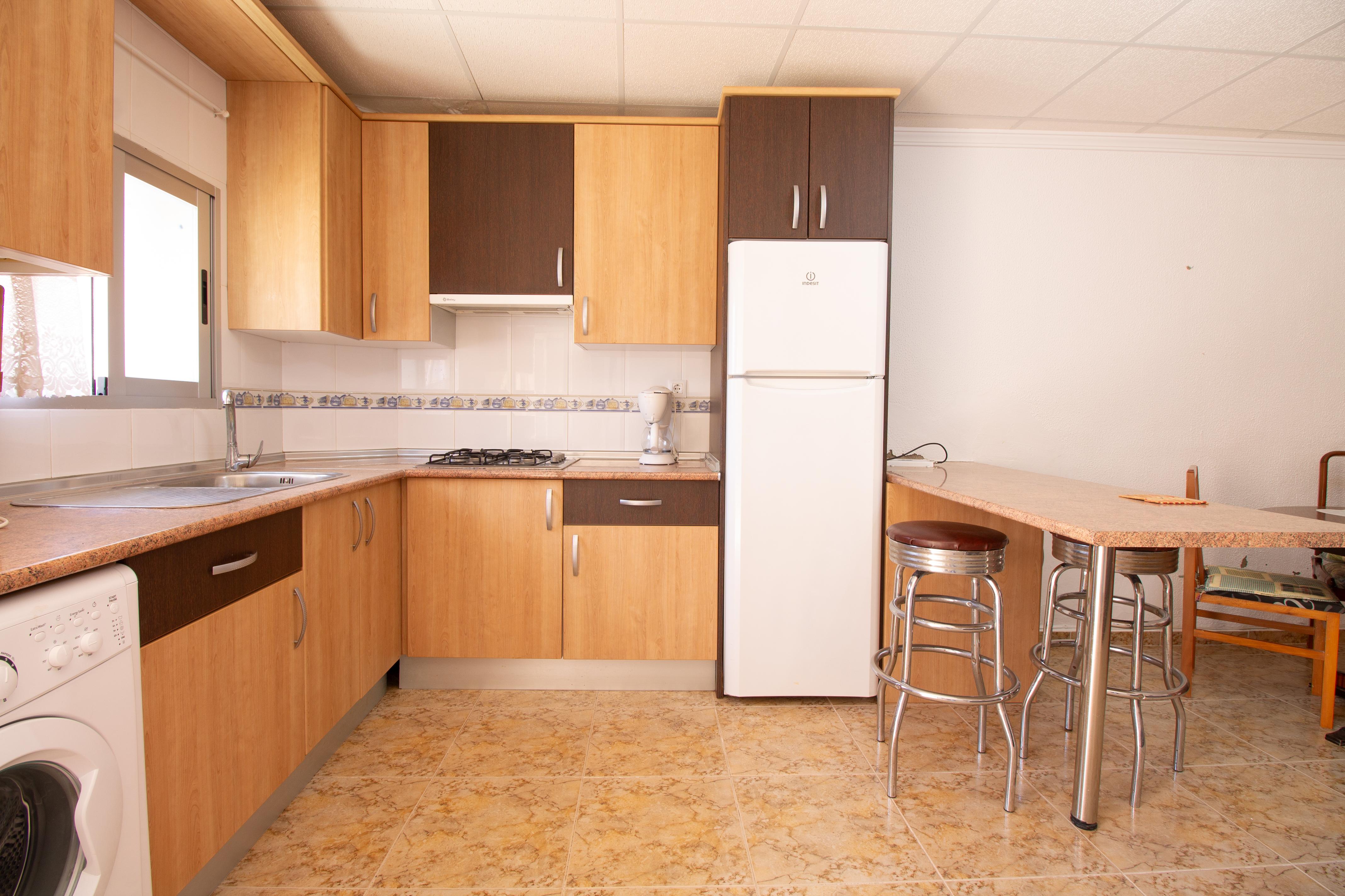 Dos casas en dos plantas y un estudio