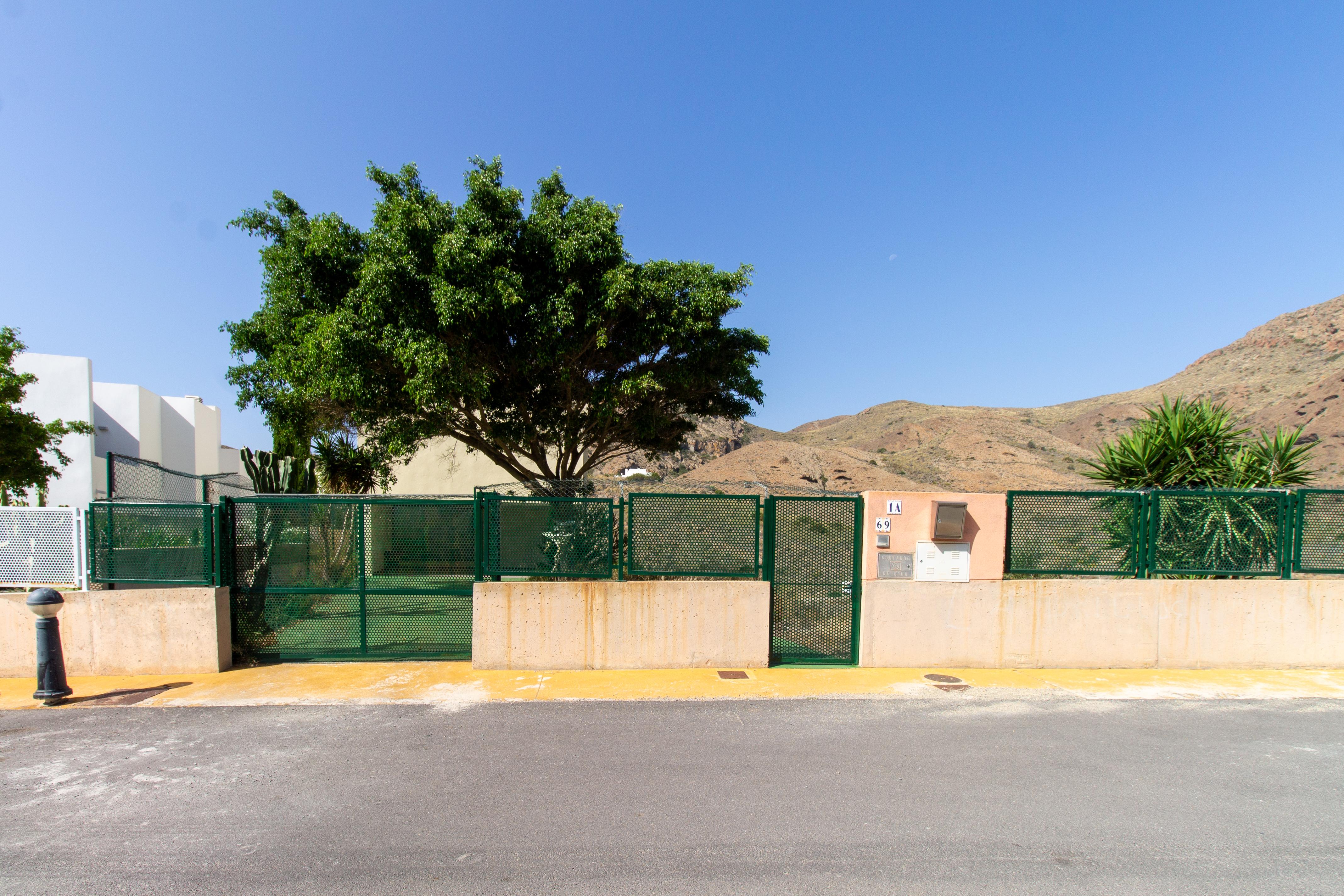 Casa independiente con gran jardín y vistas únicas al parque Natural Cabo de Gata