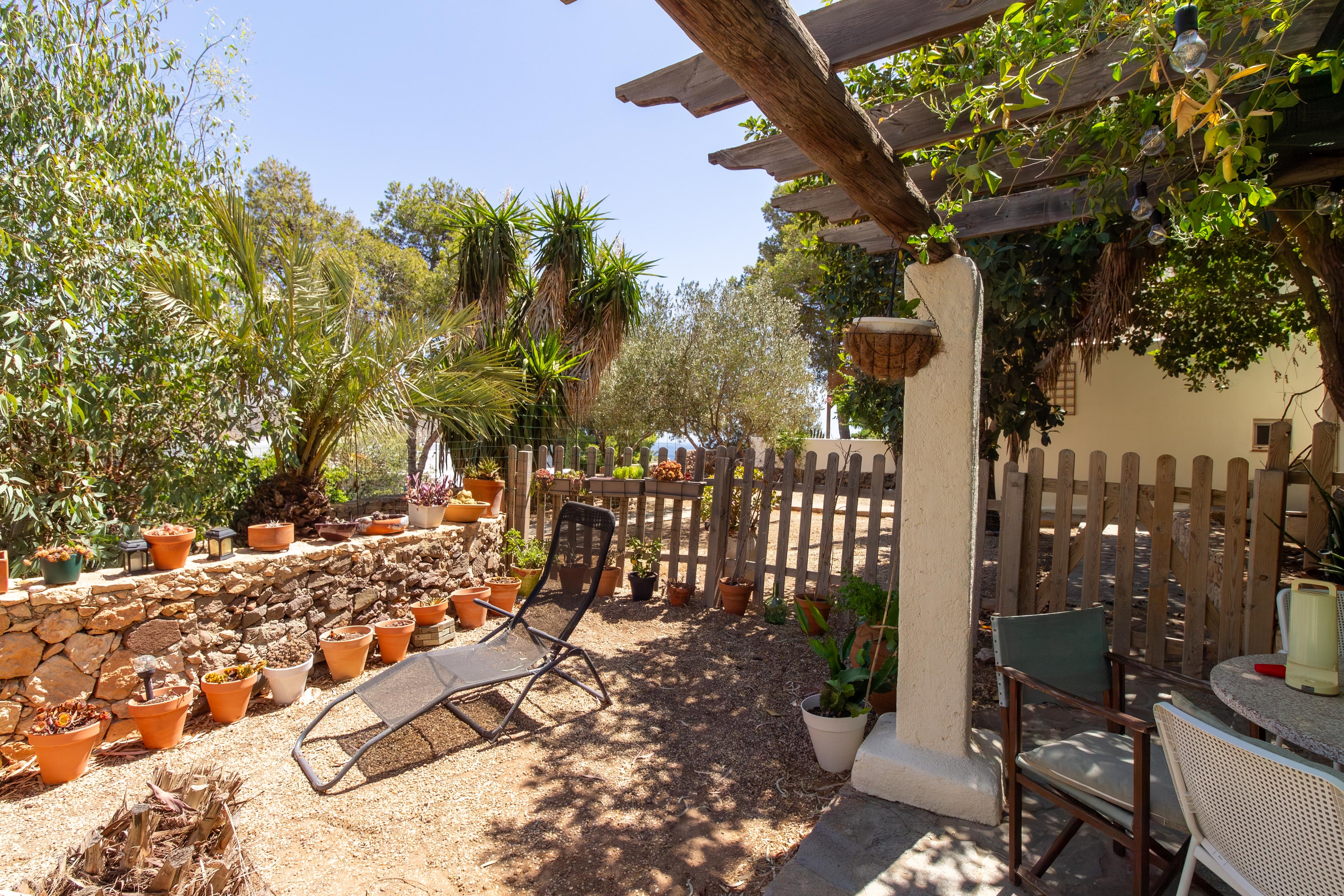 Casa con piscina y varias viviendas en Las Negras
