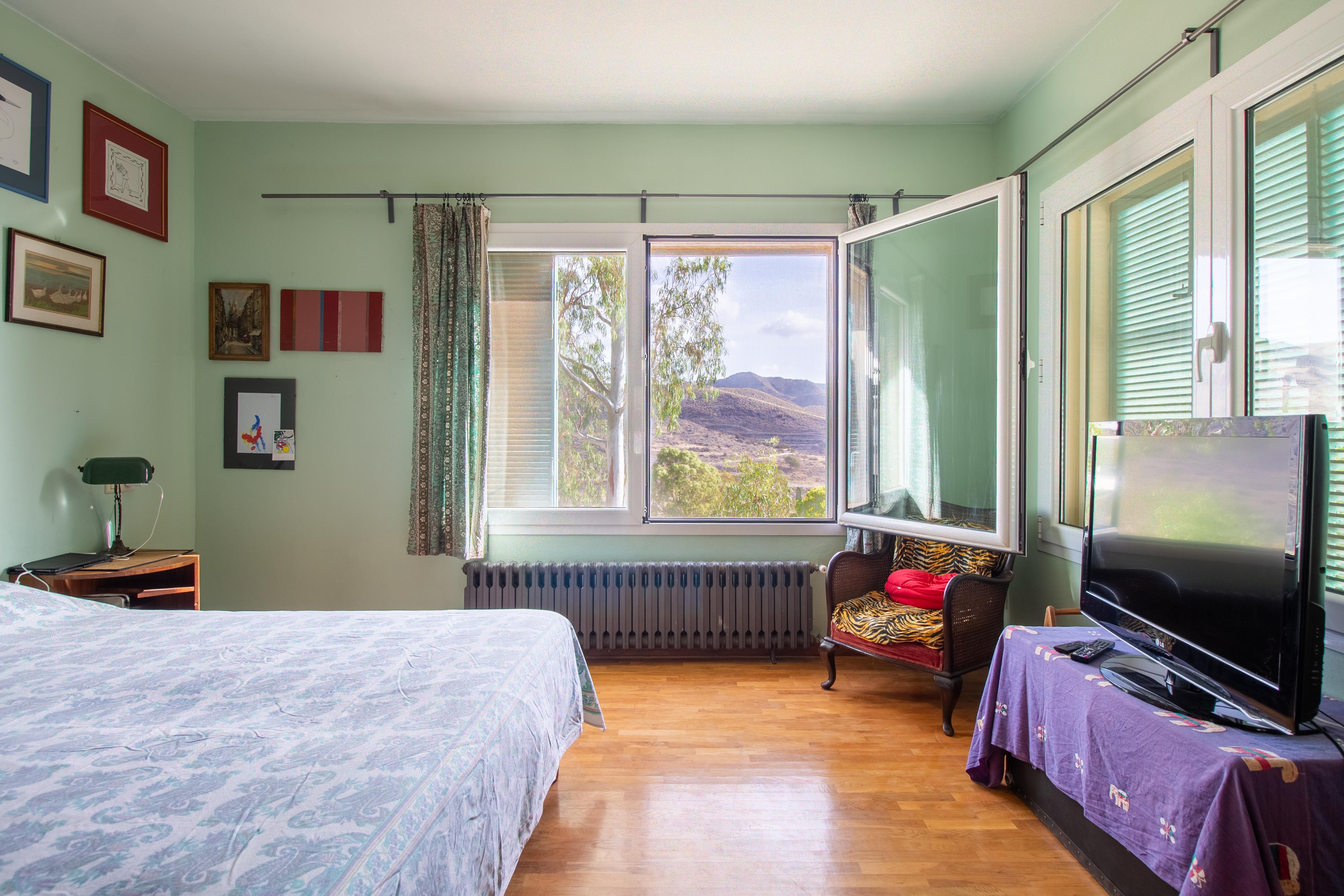 Casa con piscina y varias viviendas en Las Negras