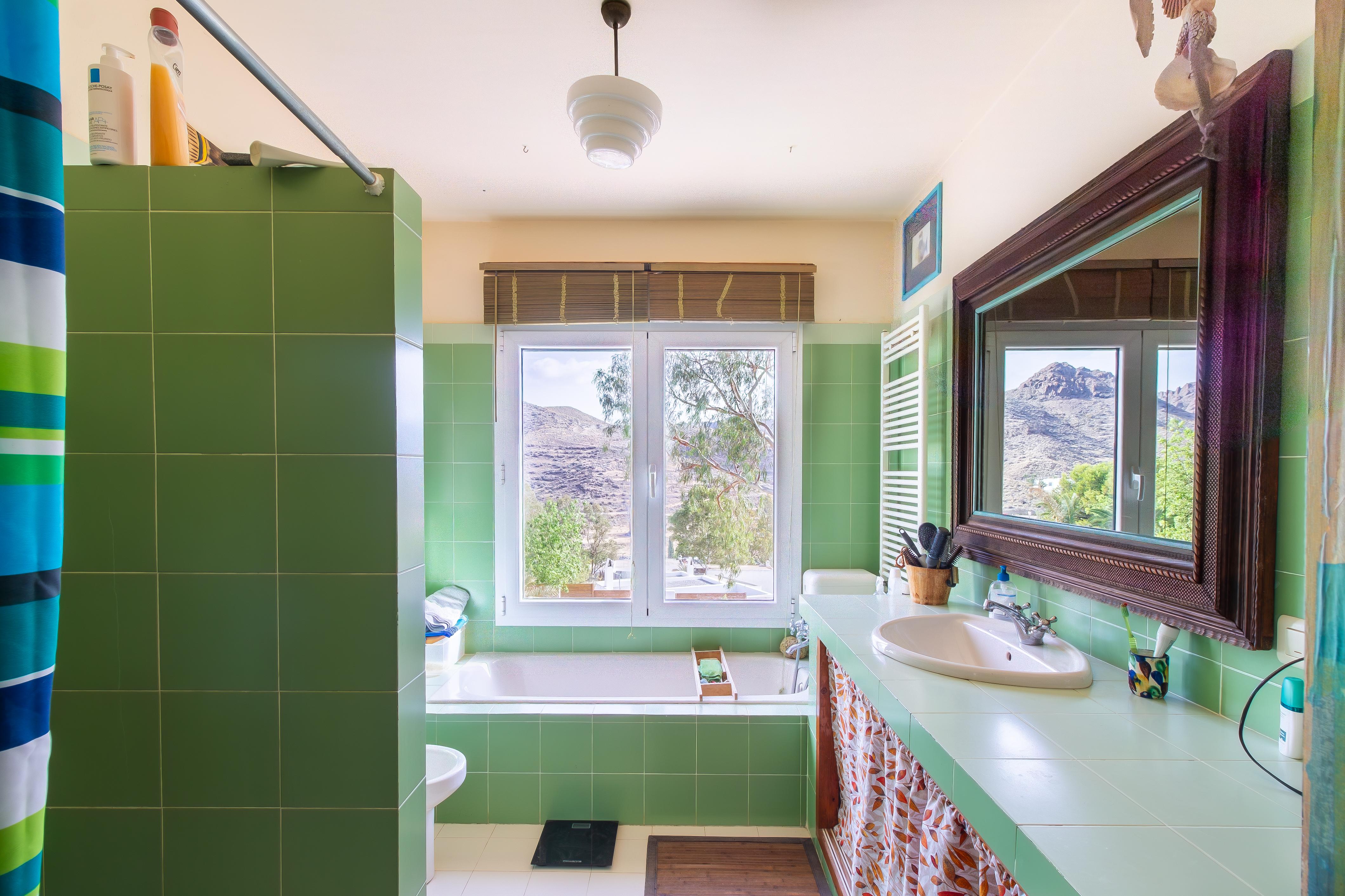 Casa con piscina y varias viviendas en Las Negras