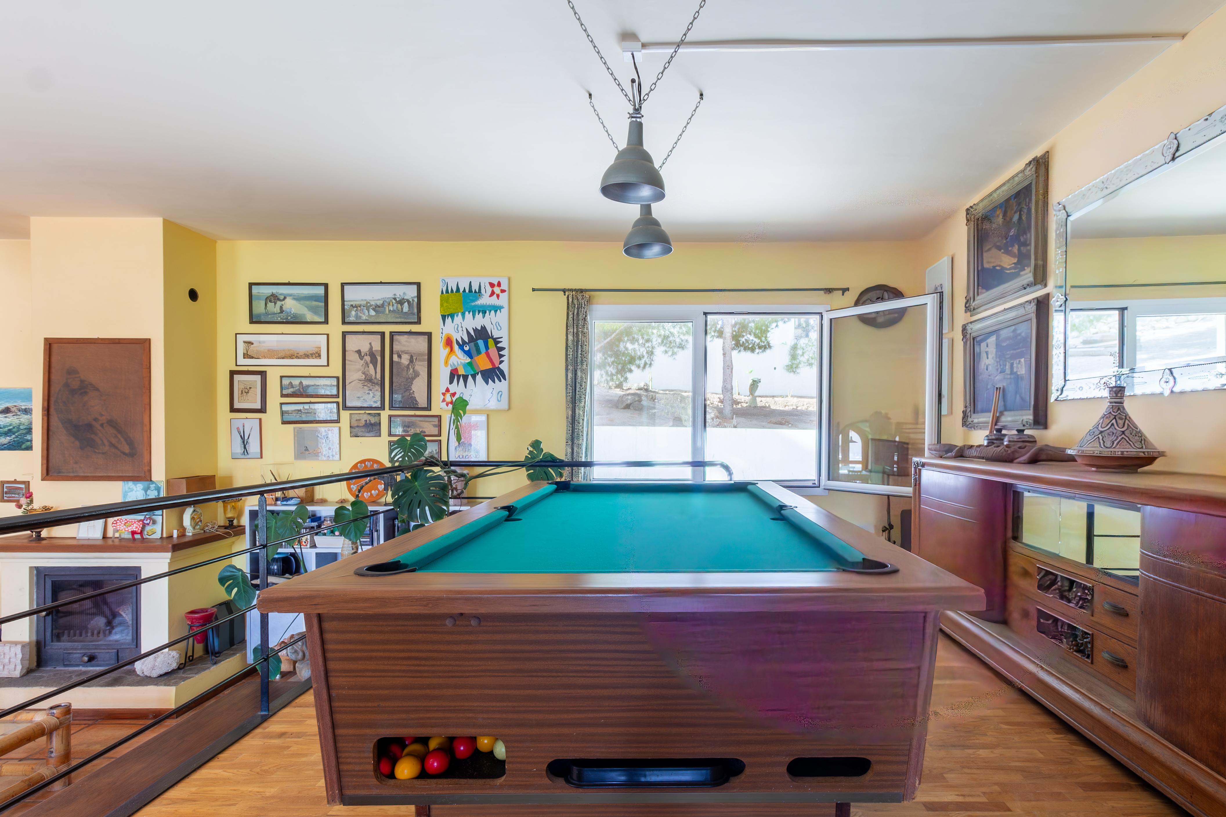 Casa con piscina y varias viviendas en Las Negras