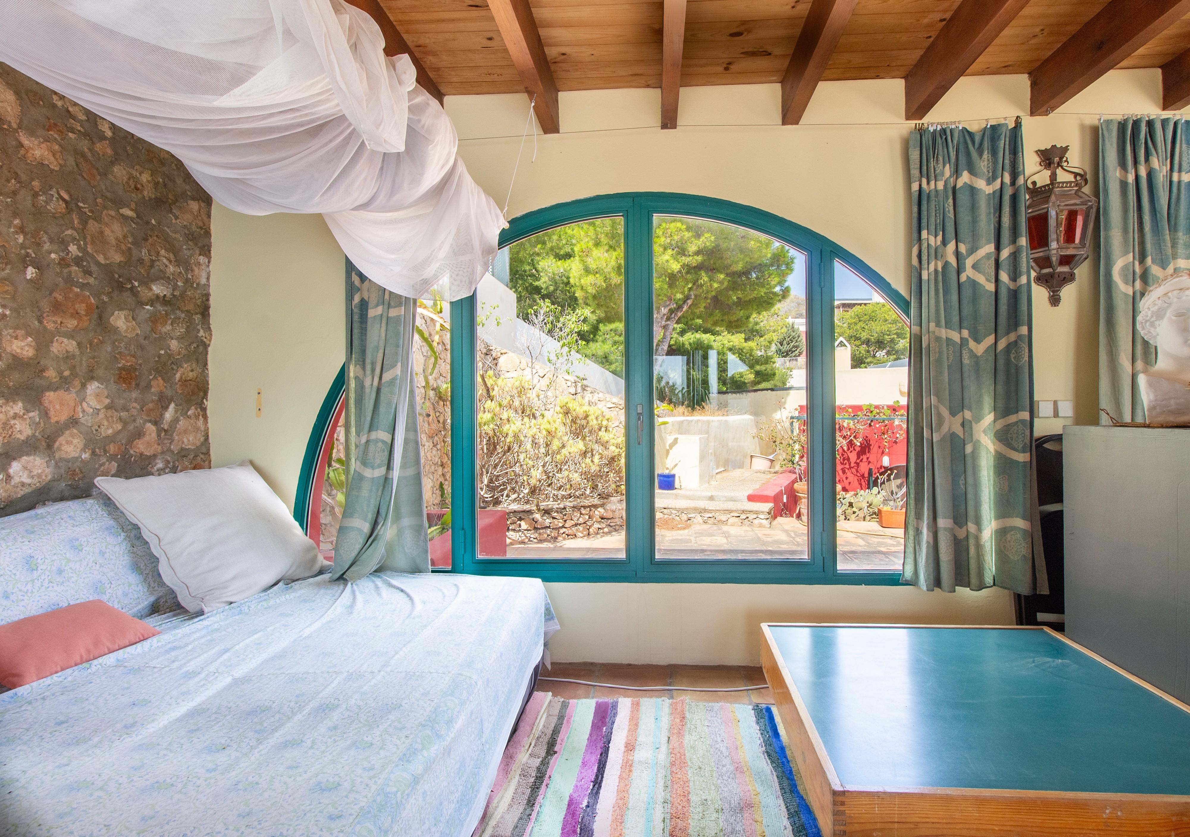 Casa con piscina y varias viviendas en Las Negras