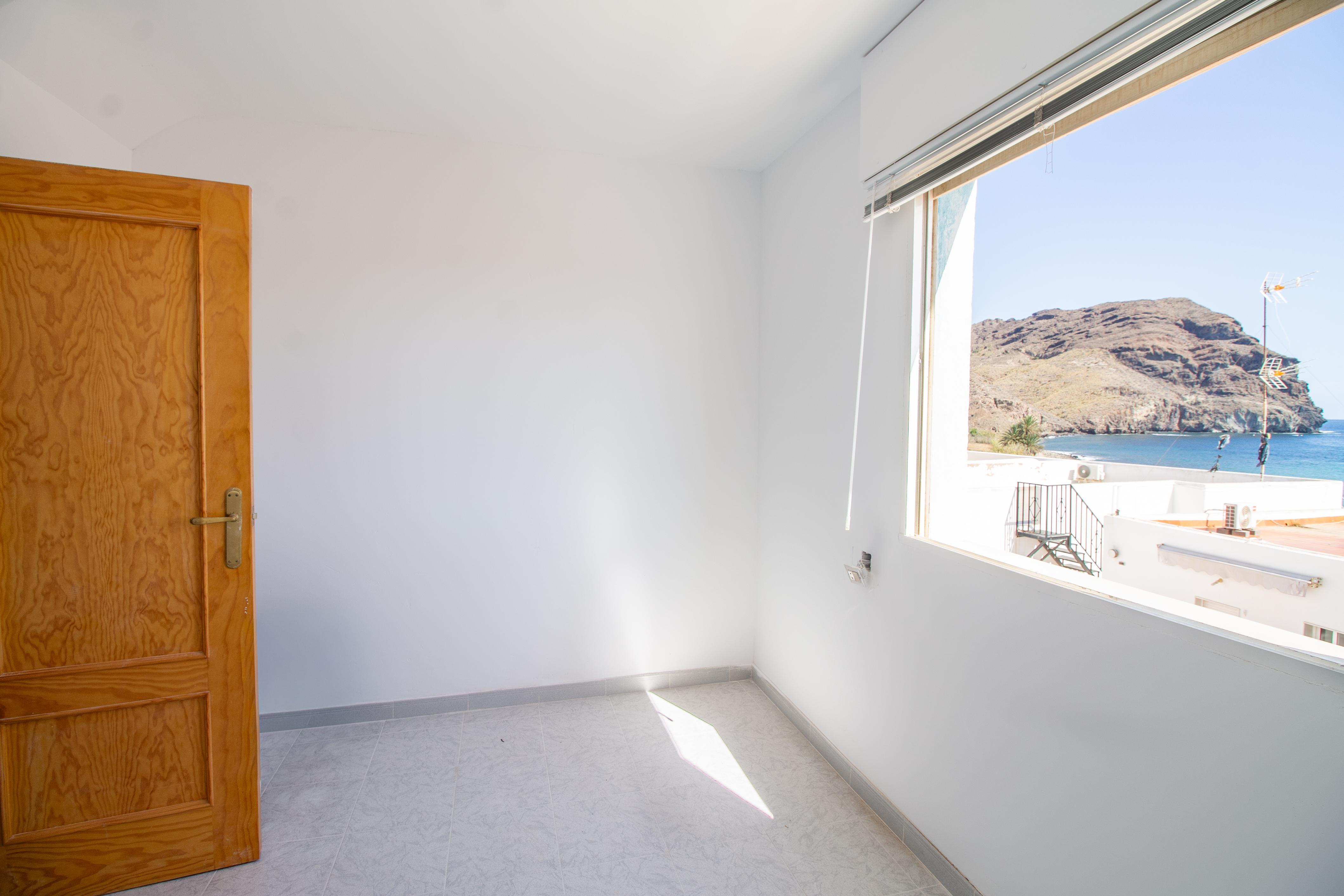 Triplex con vistas al mar y cochera privada