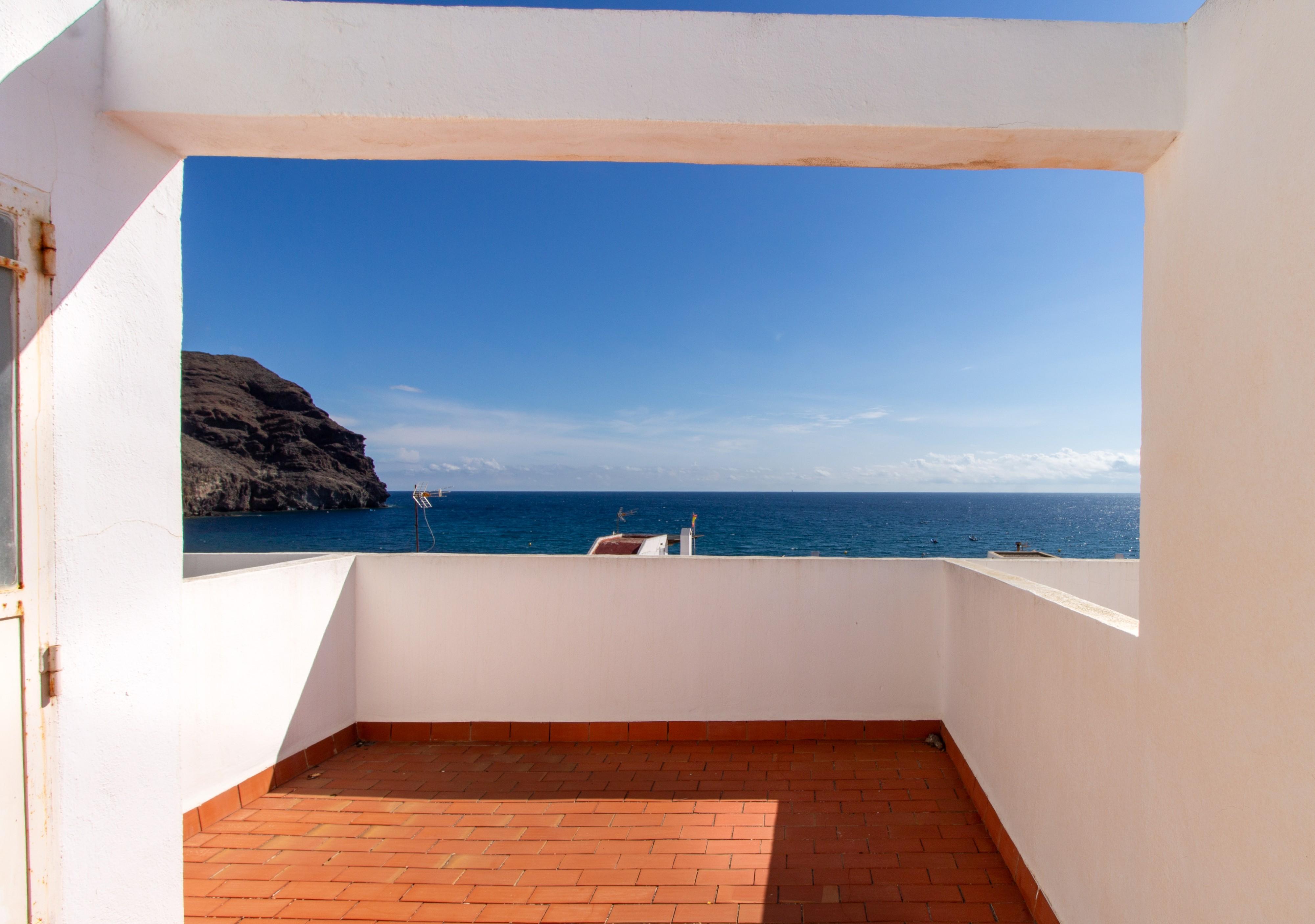 Triplex con vistas al mar y cochera privada